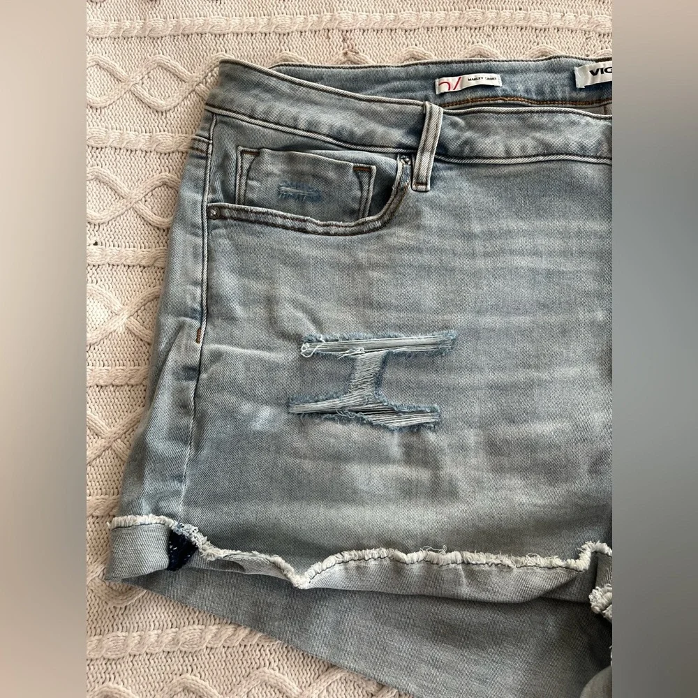 Vigoss Women's Light Wash Distressed Short Blue Denim Shorts Plus Size 24 - Picture 7 of 14